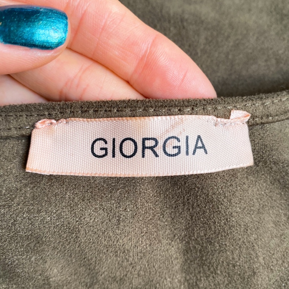 ๐ณ GIORGIA OLIVE GREEN SUEDE LONG SLEEVE TOP! - Picture 7 of 15
